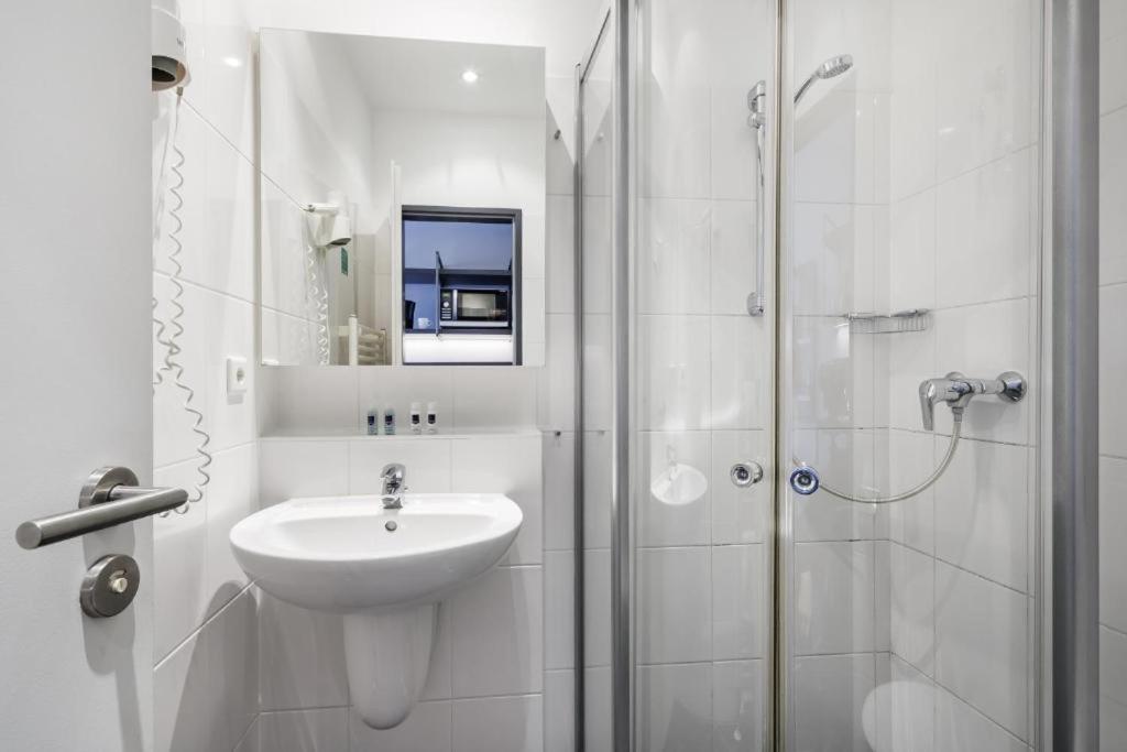 Hotel Luetzow Berlin Eksteriør billede